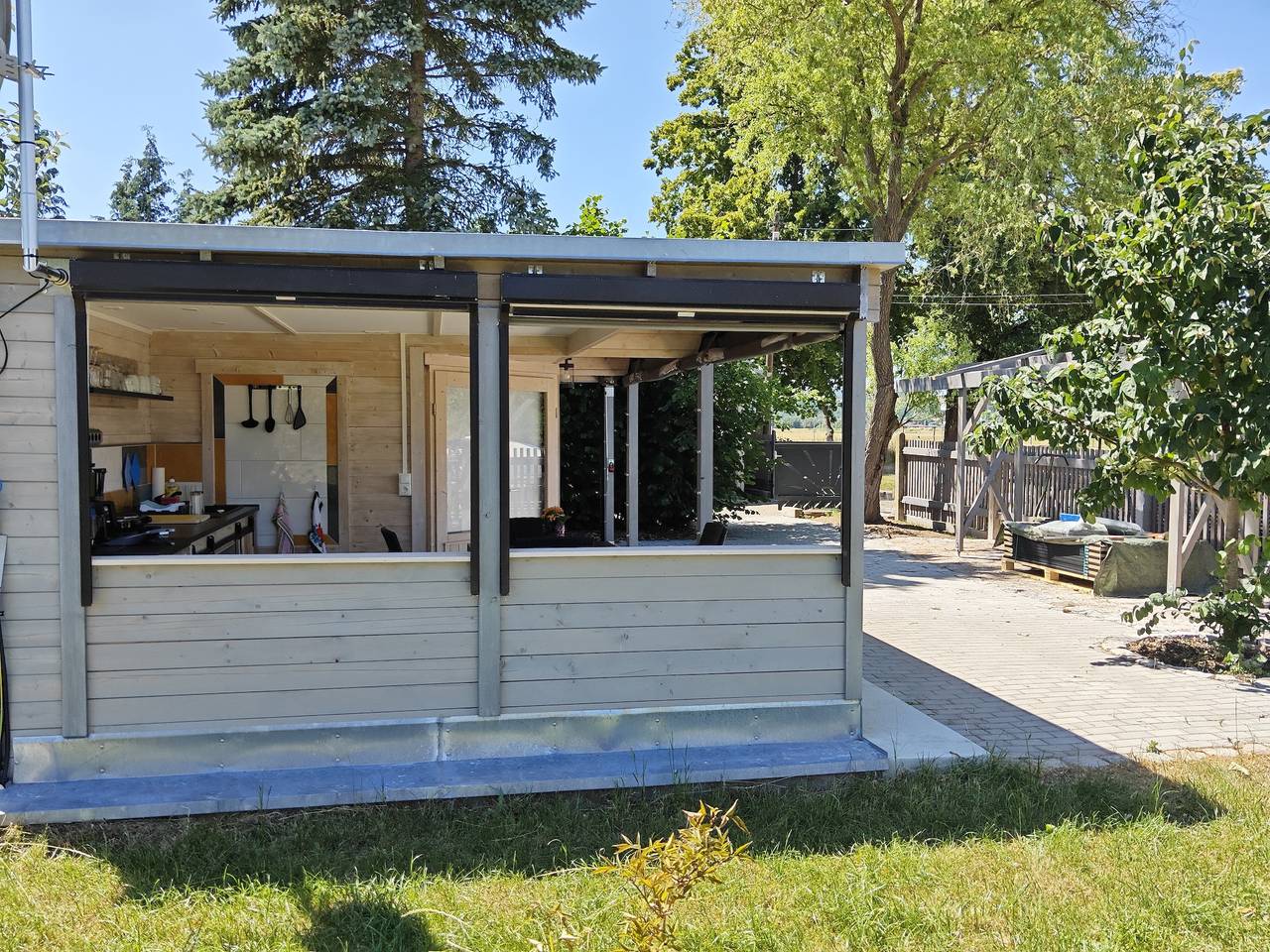 Ganze Ferienwohnung, Sommerfrische Unterhasel "Mona-Lisa" - Bungalow Lisa in Uhlstädt-Kirchhasel, Saaleland
