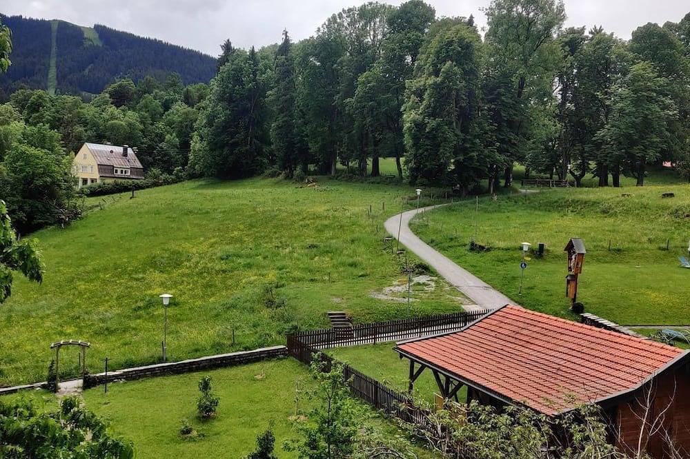 Ganze Wohnung, Ferienwohnung (2 Schlafz., Ost-/Westbalk, Nr. 322) - Landhaus Schönblick in Bad Kohlgrub, Bayerische Alpen