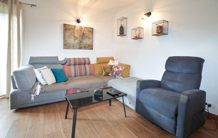 Location de vacances pour 6 personnes, avec terrasse, animaux acceptés à Corbara - 3