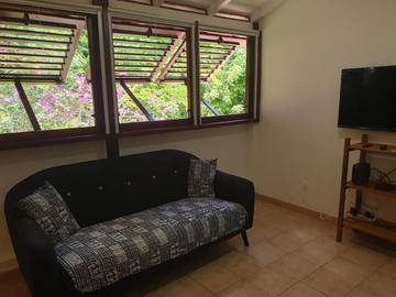 Gîte pour 4 personnes, avec piscine et terrasse dans Plage de Malendure