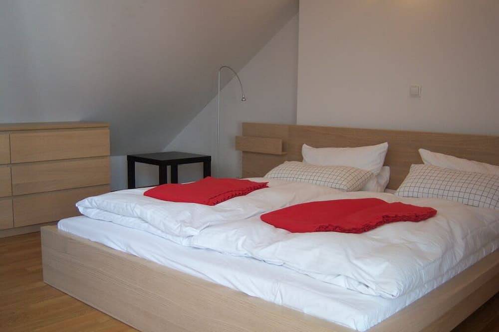 Appartamento intero, Maisonette apartment on the top floor with small terrace in Altstadt (Dresden), Dresda
