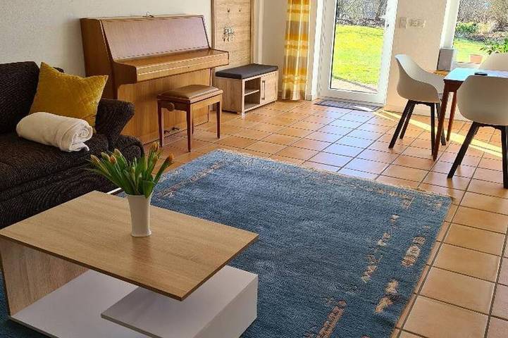 Ferienwohnung für 2 Personen, mit Garten in Konz