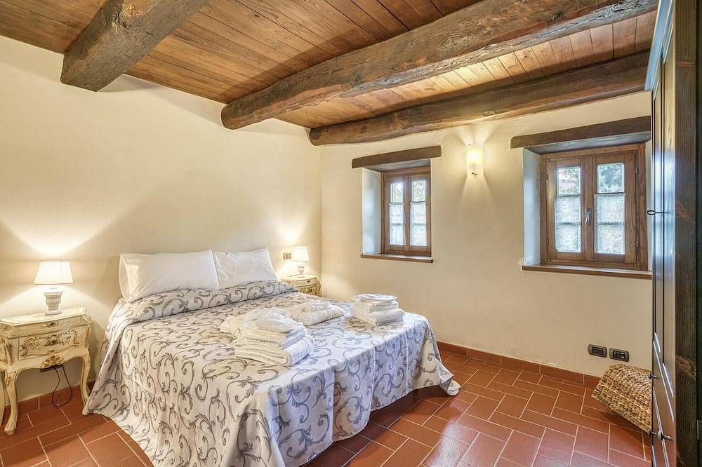 Prachtig huis met 4 slaapkamers in. in Poppi, Casentino