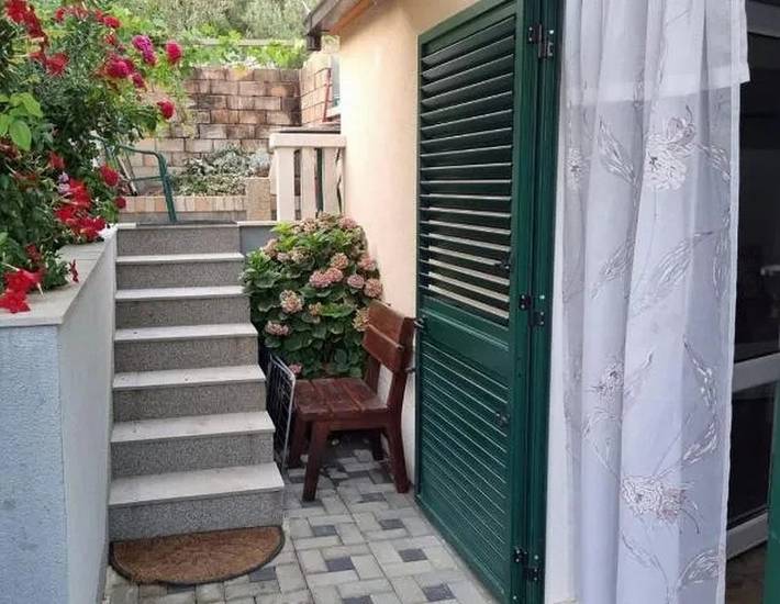 Ferienwohnung für 2 Personen, mit Balkon/Terrasse und Pool