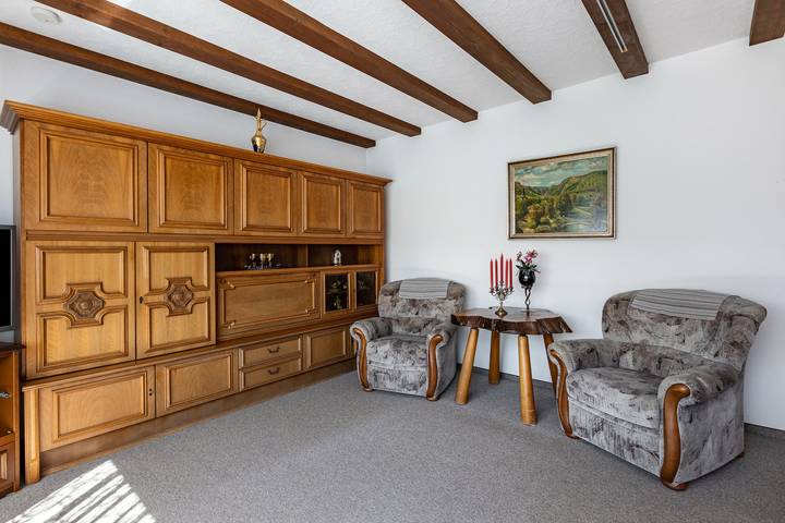 Ganze Wohnung, Ferienwohnung Regina" mit Gemeinschaftsgarten, Balkon und Wlan in Furtwangen ort, Furtwangen