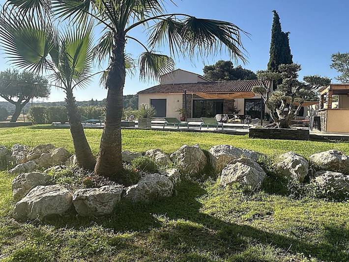 Chalet para 8 personas, con jardín además de vistas y piscina - 1