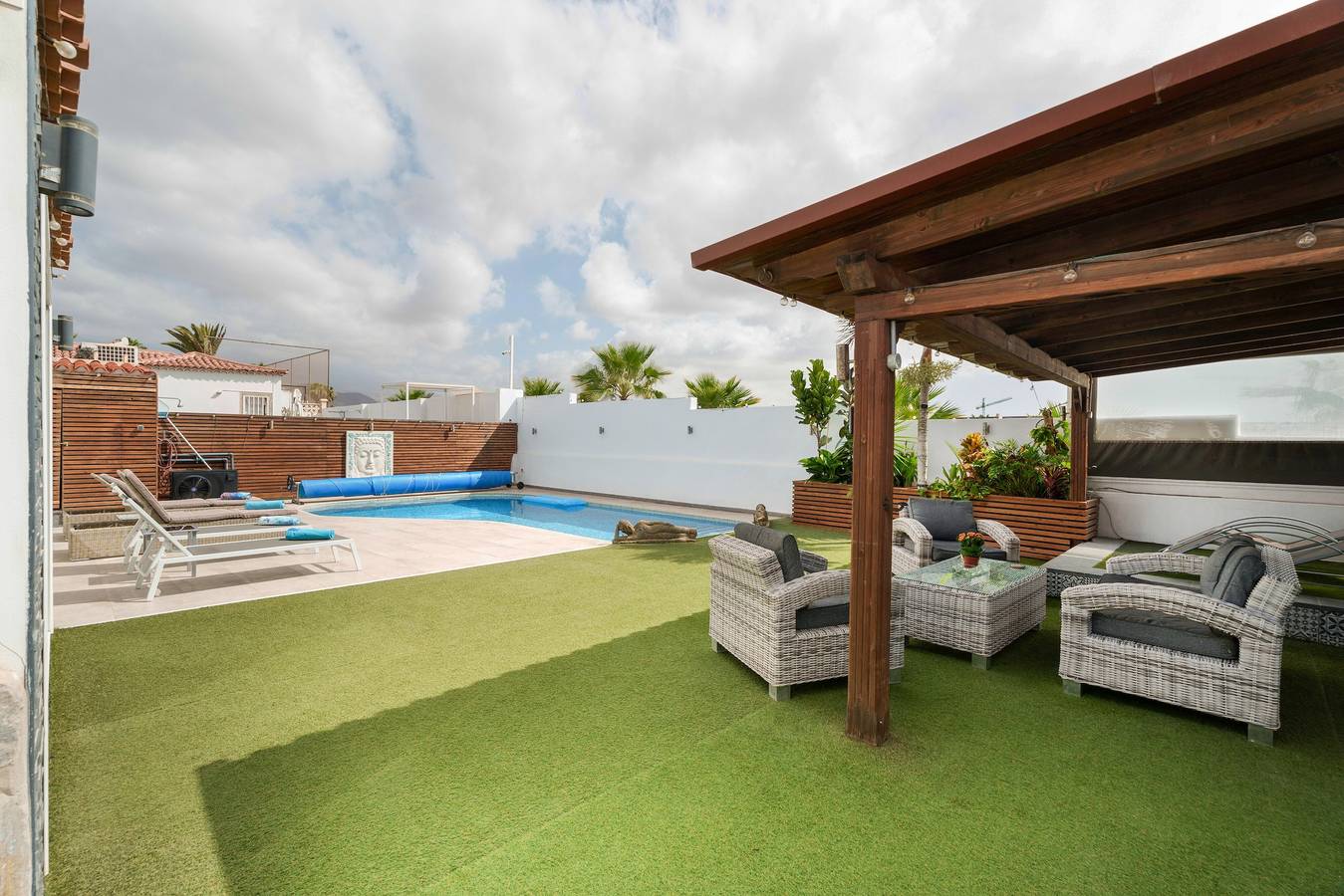 Villa de vacaciones 'Casa Zara' con vistas al mar, Wi-Fi y aire acondicionado in Amarilla Golf, Tenerife Sur