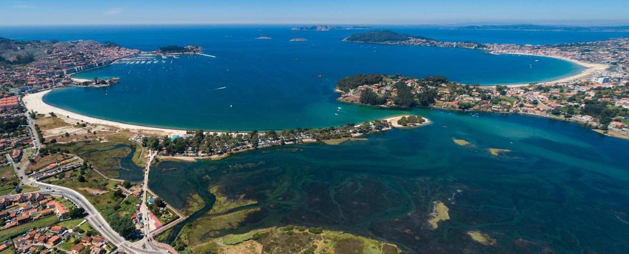 Camping Bayona Playa in Playa Ladeira, Baiona