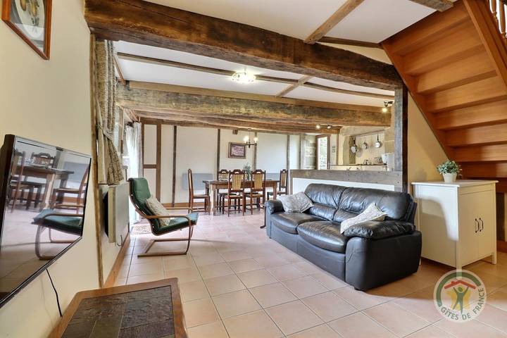 Gîte pour 6 personnes, avec Terrasse ainsi que Jardin et Piscine en Ille-et-Vilaine - 2