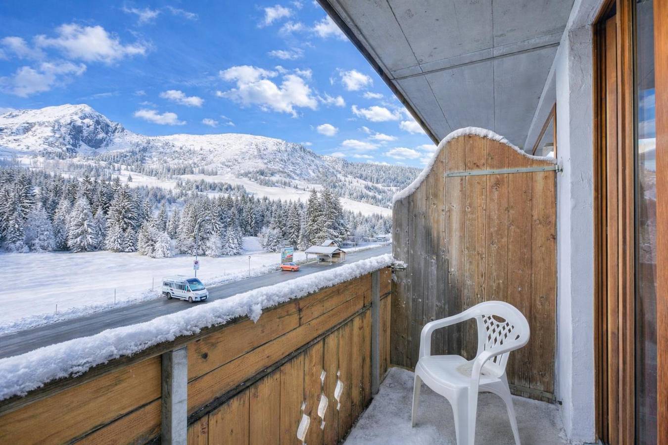 Hotel Relais Alpin Family Room Balcony10 in Les Mosses, Ormont-Dessous