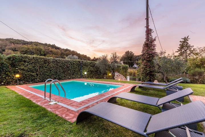 Ferienhaus für 4 Personen, mit Terrasse und Garten in Lucca - 3