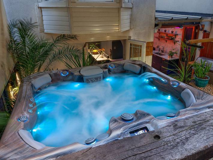 Ferienwohnung für 16 Personen, mit Terrasse und Garten in Hastings