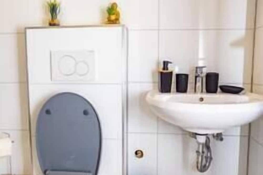 Ganze Wohnung, #222 Modernes City-Apartement Netflix/Prime in Neuss, Düsseldorf und Umgebung