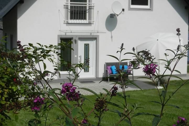 Ferienwohnung für 2 Personen, mit Terrasse und Garten