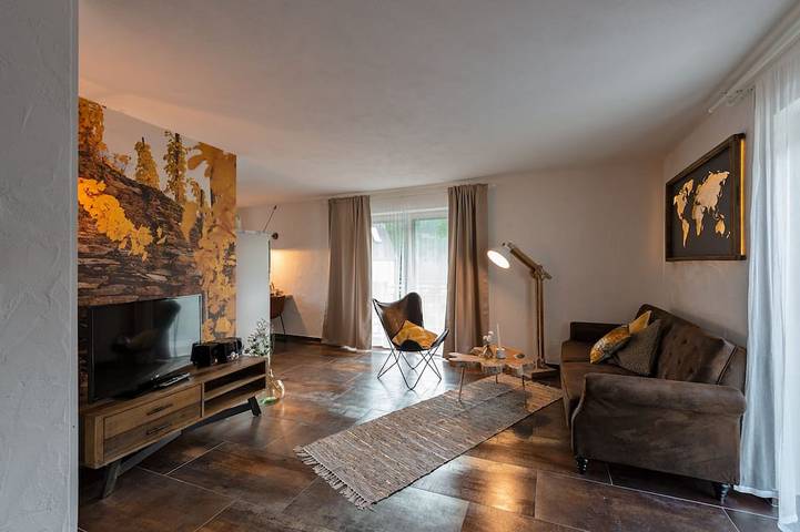 Ferienwohnung für 2 Personen, mit Balkon und Terrasse sowie Garten in Zeltingen-Rachtig