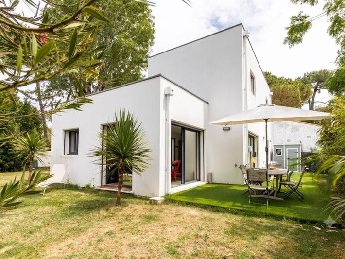 Casa de vacaciones para 8 personas, con terraza y jardín - 1