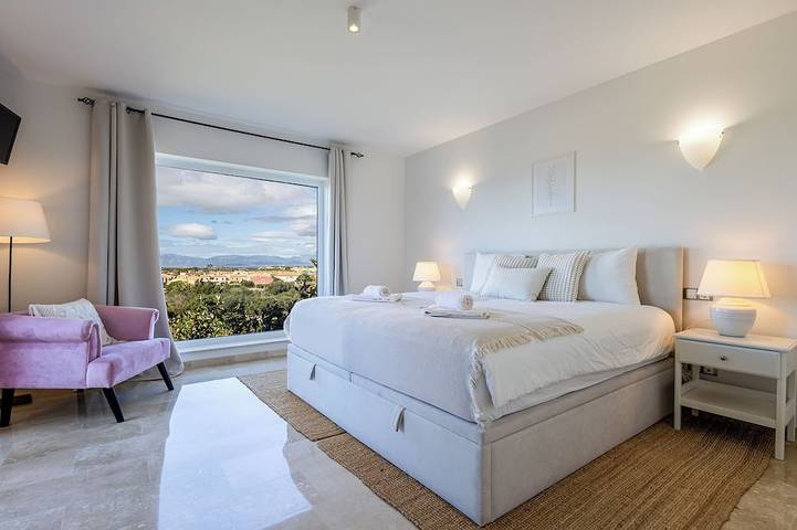 Ferienhaus für 9 Personen, mit Whirlpool und Balkon sowie Garten in Llucmajor - 2