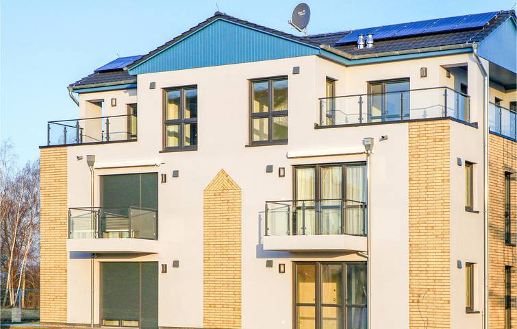 Ferienwohnung für 4 Personen, mit Terrasse und Seeblick in Rechlin - 2