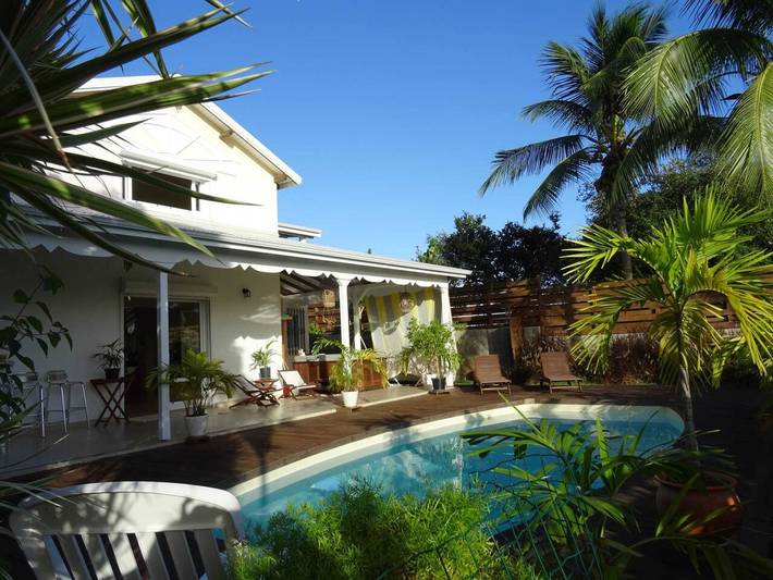 Villa pour 4 personnes, avec terrasse et piscine