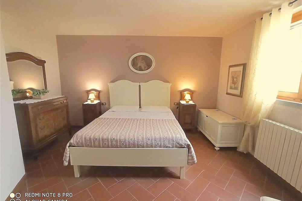 Ganze Wohnung, Ferienwohnung - 2   Räume - 4   Personen in Carmignano, Prato Provinz