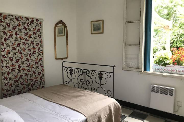 Gîte pour 4 personnes, avec terrasse à Rodès - 2