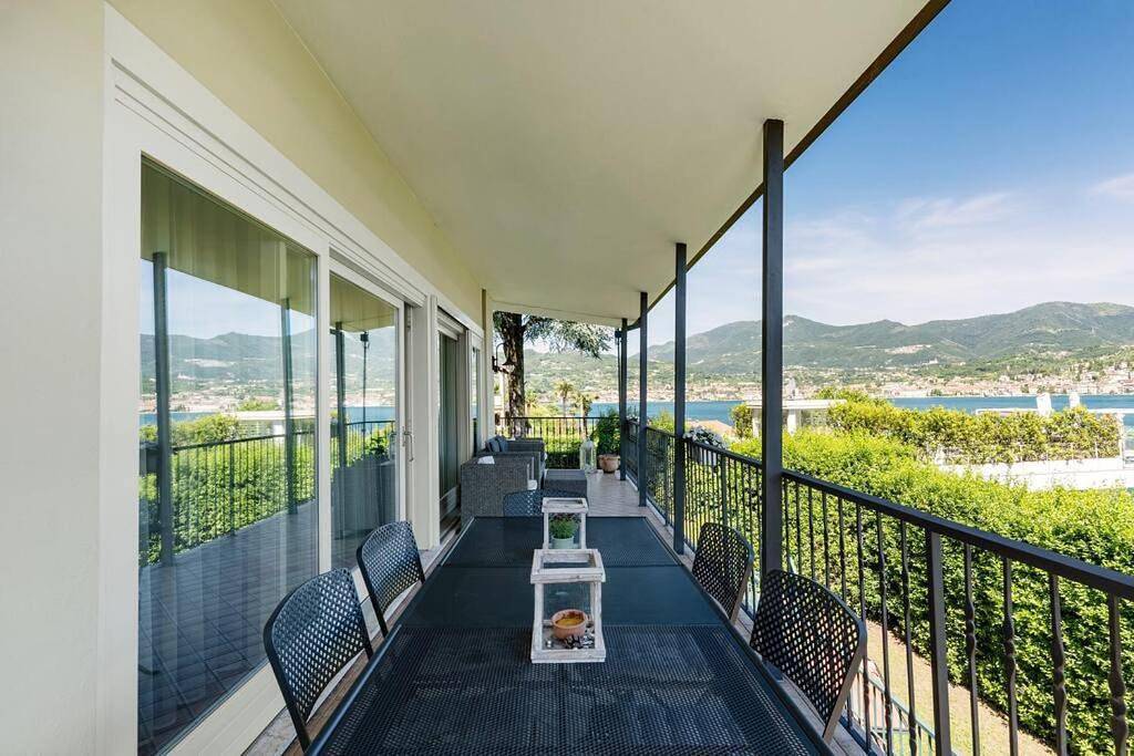 Lake View Garda Villa Salò Gulf in San Felice del Benaco, Prealpi Gardesane