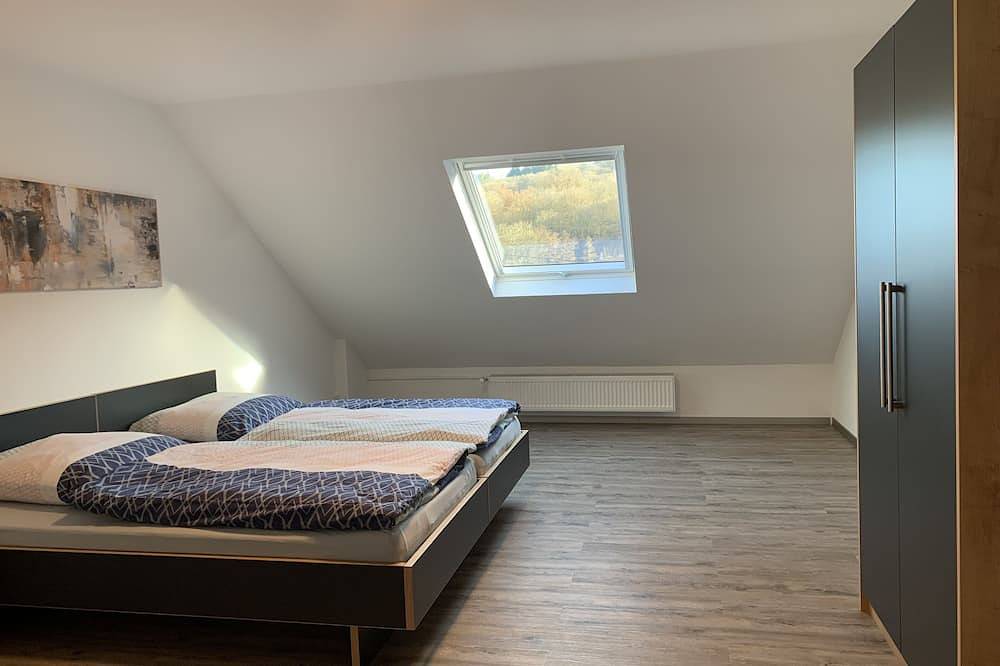 Neu renoviertes, modern eingerichtetes Ferienhaus im Ortskern in Alf, Traben-Trarbach und Umbegung