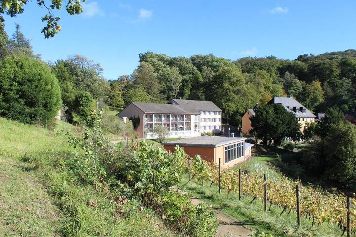 Hotel für 4 Personen, mit Terrasse und Garten