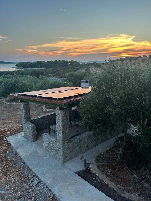 House Sunshine in Nevidane, Pasman