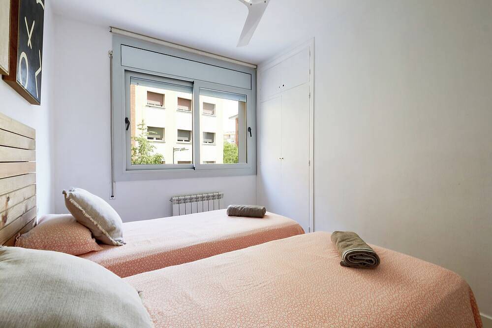 Family Apartment Camp Nou in Barcelona, Barcelonès