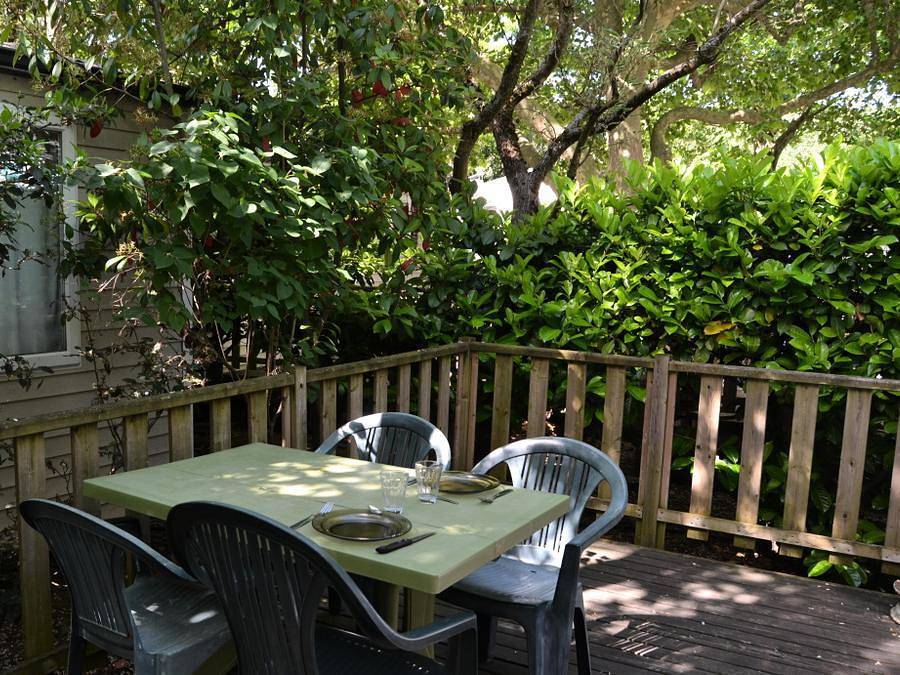 Camping Le Casque Roi - Mobilhome 4 personas - Comfort Mobile Home 3 Piezas 4 Personas Aire Acondicionado + Tv in Salavas, Gorges de l’Ardèche