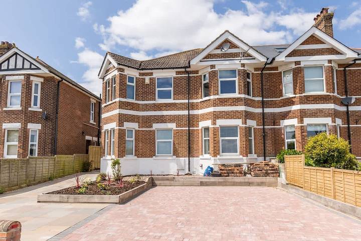 Apartment for 5 people, child-friendly in Poole