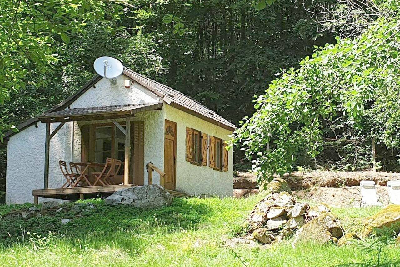 Two-Bedroom Chalet in Saint-Martin-du-Puy, Parc naturel régional du Morvan