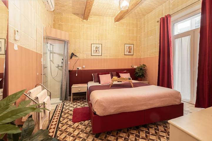 Vacation rental for 2 people in Malta