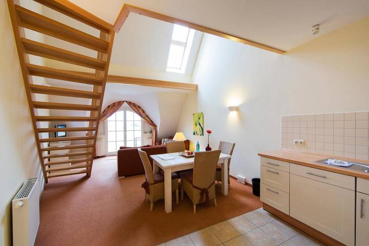 Ferienhaus für 5 Personen, mit Pool und Garten sowie Sauna und Ausblick in Rostock und Umgebung - 4