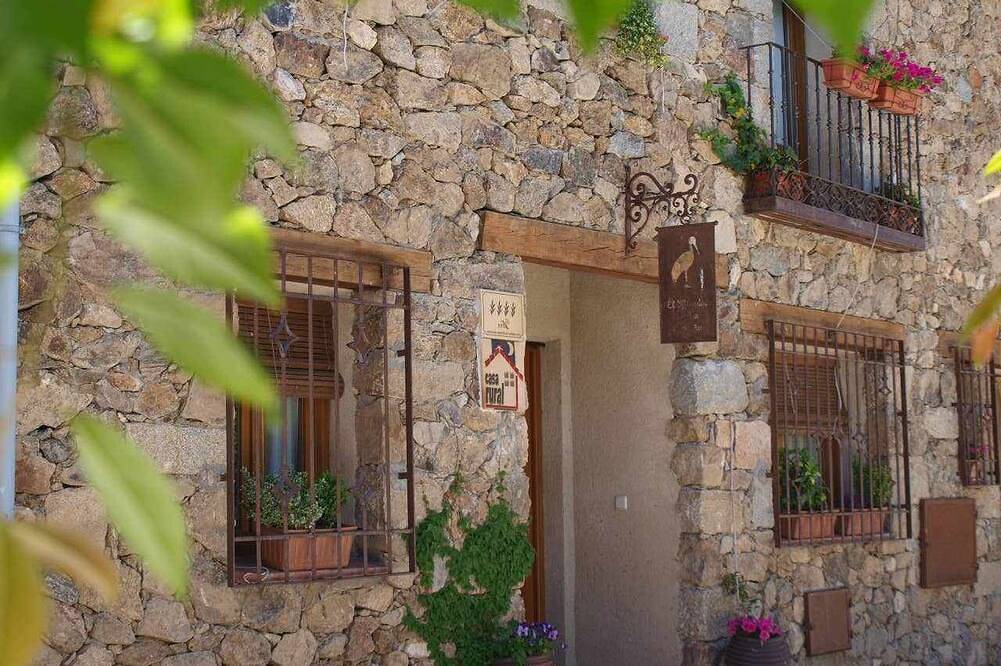 Agroturismo El Mirador de la Cigüeña in Cabanillas del Monte, Torrecaballeros