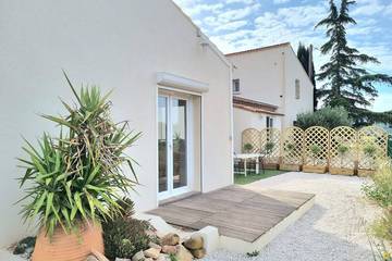 Gîte pour 3 personnes, avec jardin à Pierrefeu-du-Var
