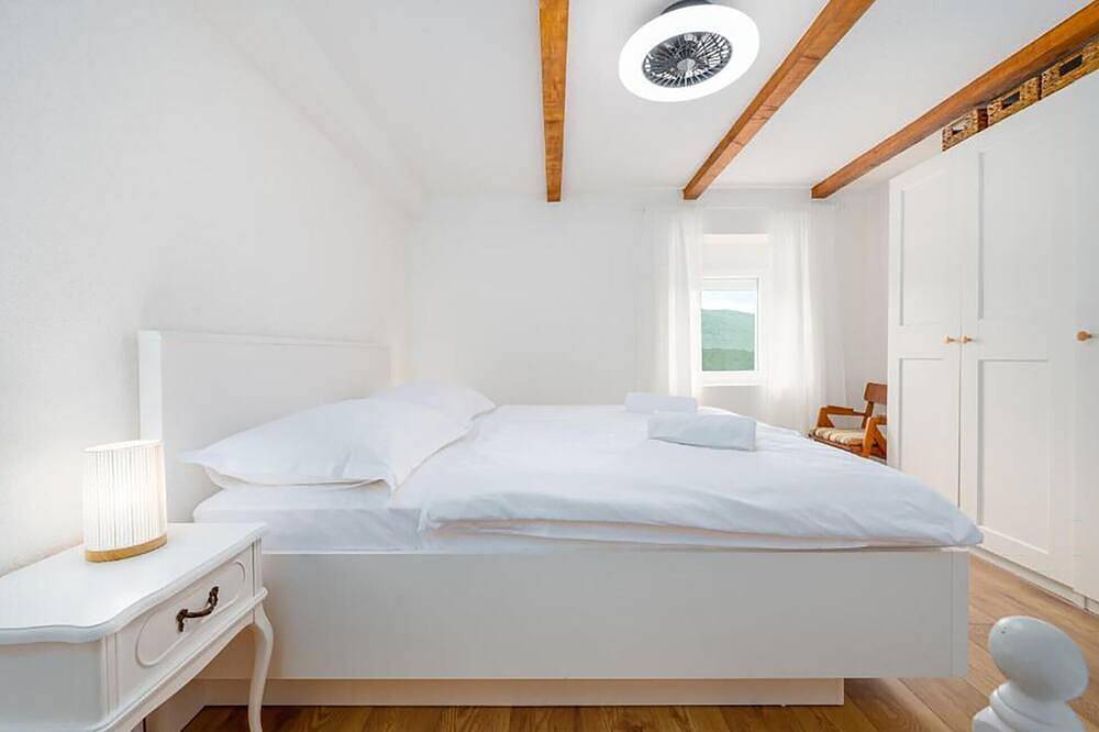 Nice home in Cista velika in Cista Velika, Dalmatinisches Zagora