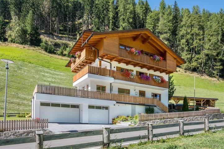 Ferienwohnung für 6 Personen, mit Balkon und Garten - 1