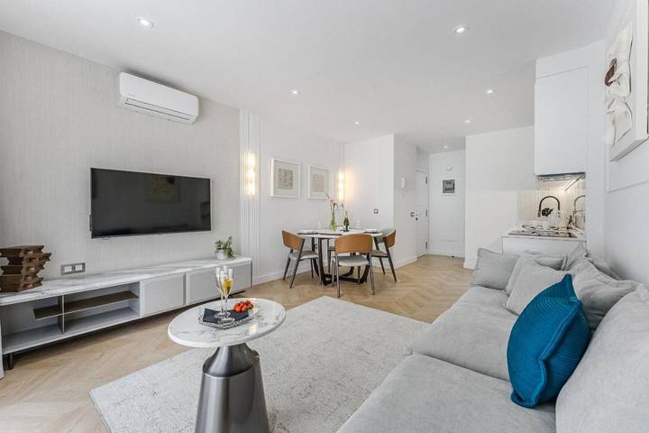 Appart’hôtel pour 3 personnes, avec vue et terrasse
