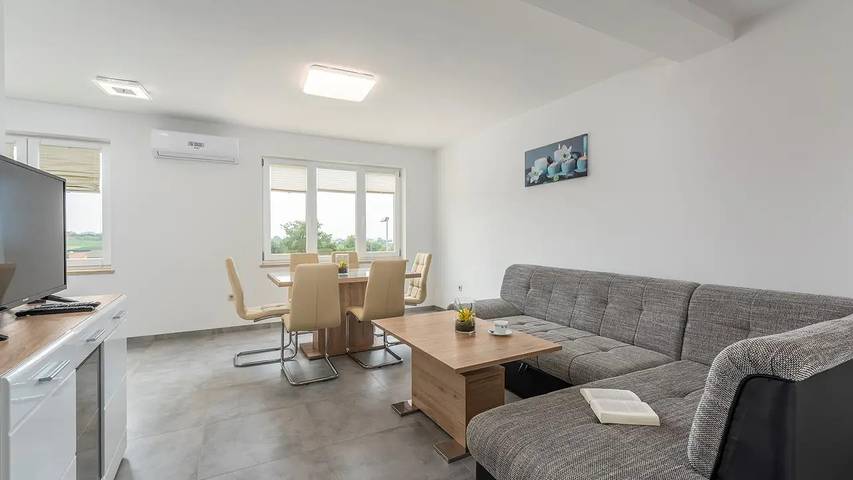 Ferienwohnung für 6 Personen, mit Garten