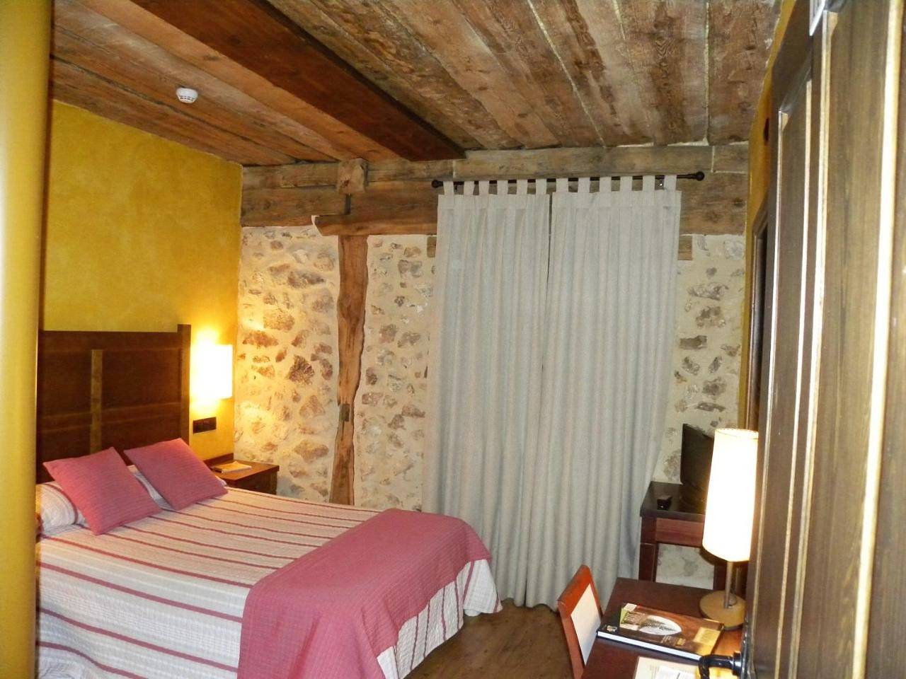 Posada Los Templarios in Ucero, Soria Provincie