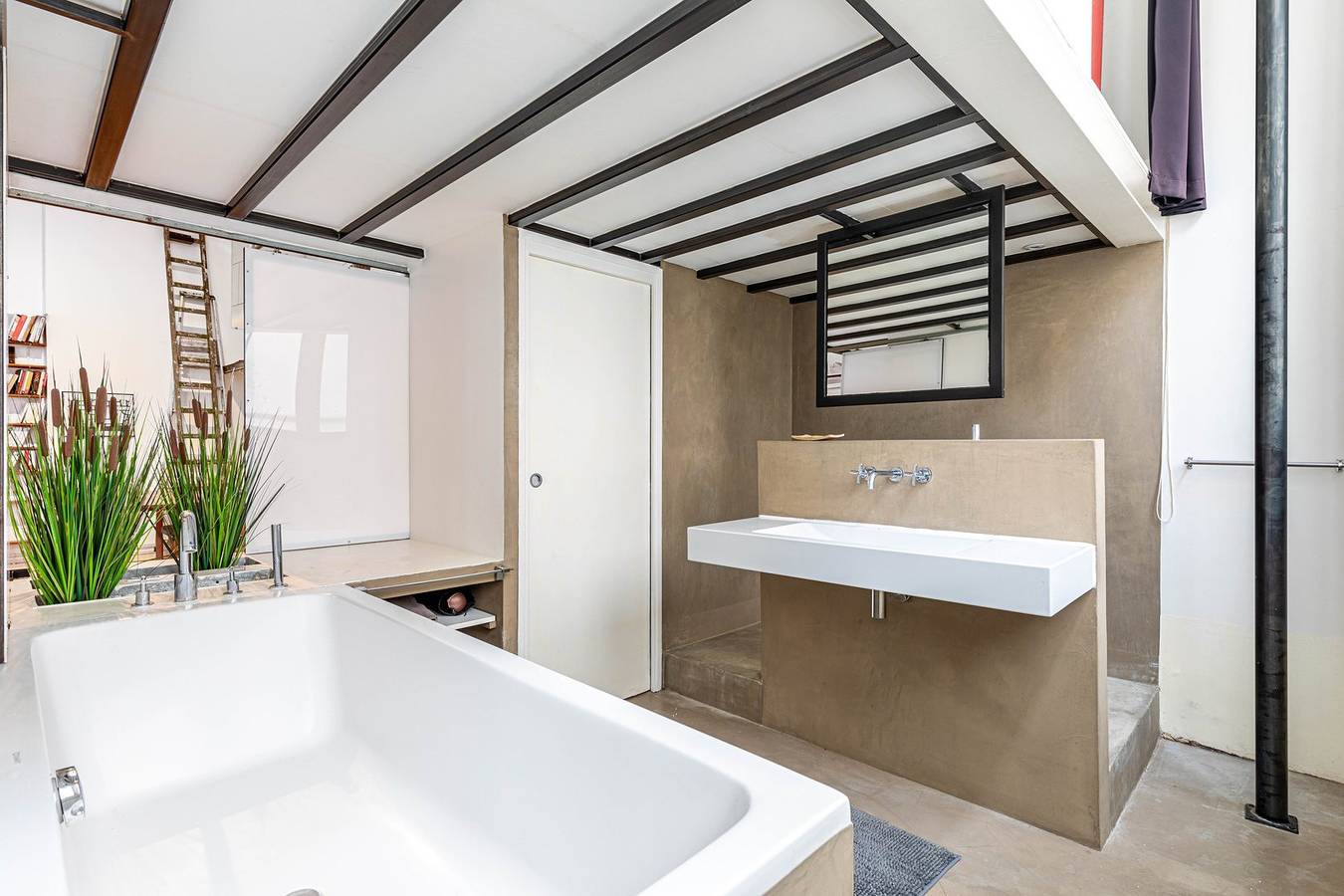 Entire apartment, Guestready - Serene stay in the heart of Paris in 10th Arrondissement, Paris