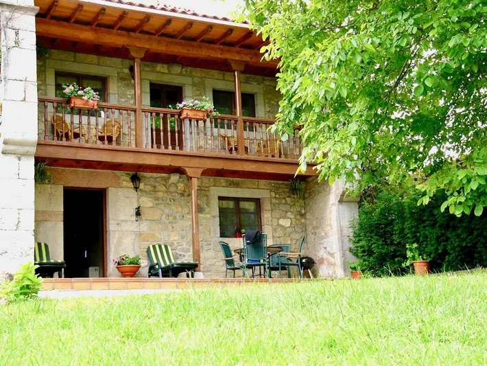 Holiday home for 8 people, with garden and view - 1