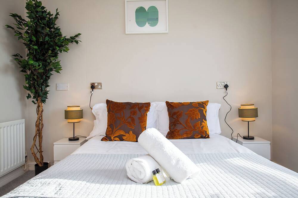 Appartamento intero, Welcome to your home away from home in Newcastle! This spacious and stylish 2-story flat is just a short stroll from the iconic Quayside, River Tyne, and some of the city’s best restaurants, bars, and cultural landmarks. in Newcastle upon Tyne, Nord Est Inghilterra
