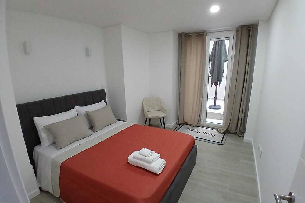 Entire apartment, Portu Sereno Pearl - Ground floor in Setúbal, Setúbal Peninsula