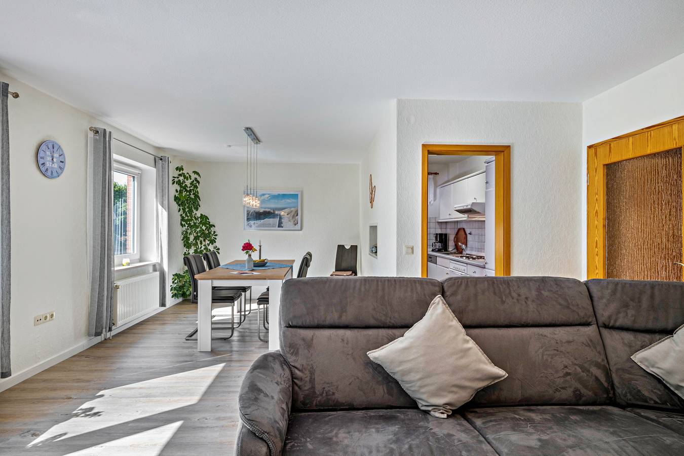 Ganze Wohnung, Ferienwohnung '3' mit gemeinsamer Terrasse, gemeinsamem Garten und Wlan in Nordstrand (Gemeinde), Nordstrand