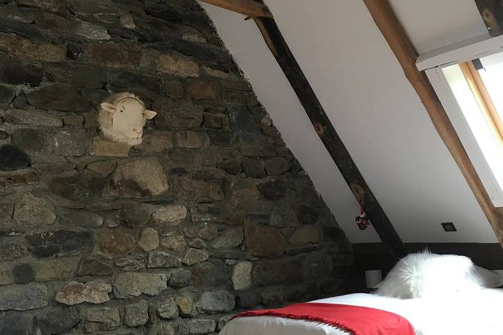 Location de vacances pour 8 personnes, avec jardin à Viscos - 2