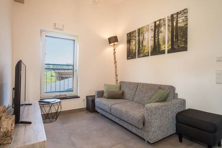 Ferienwohnung für 4 Personen, mit Garten und Seeblick in Neukirch