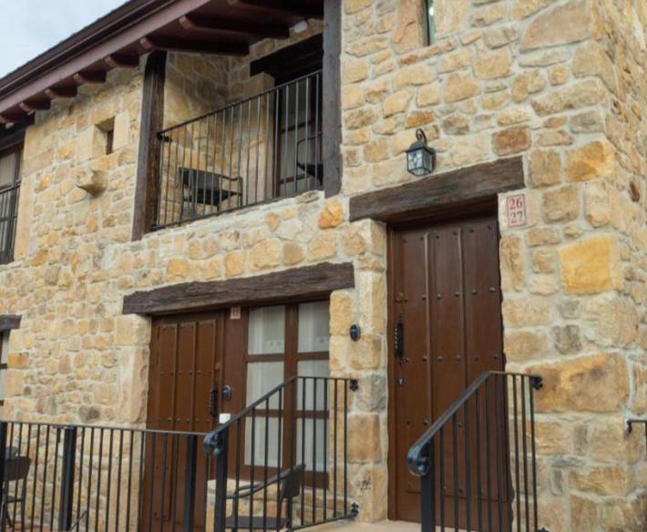 Casa rural con piscina para 3 personas, con jardín en Costa de Cantabria